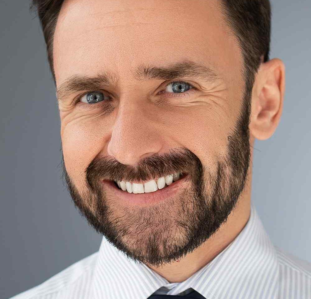 https://thepropertyadvisorygroup.com.au/wp-content/uploads/2019/02/team_01-1000x960.jpg